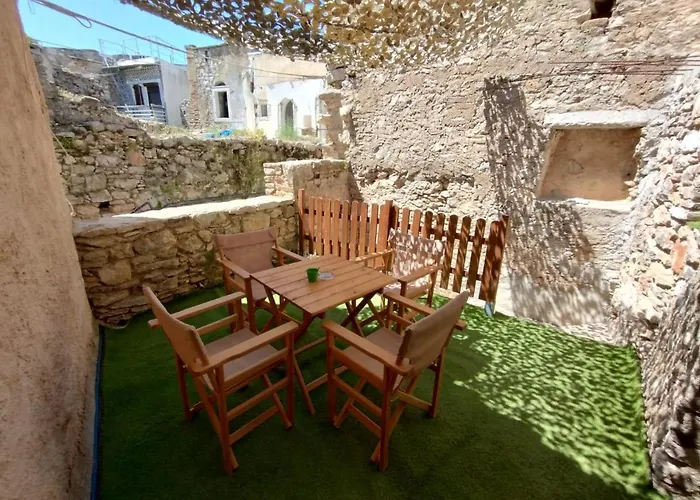 Traditional Guest House Chrisyis